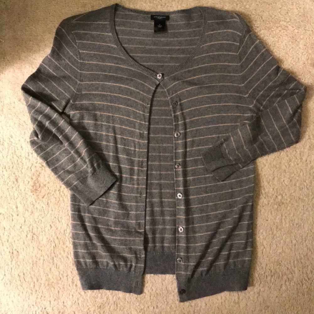 ANN TAYLOR Grey cardigan w/ brown stripes - s